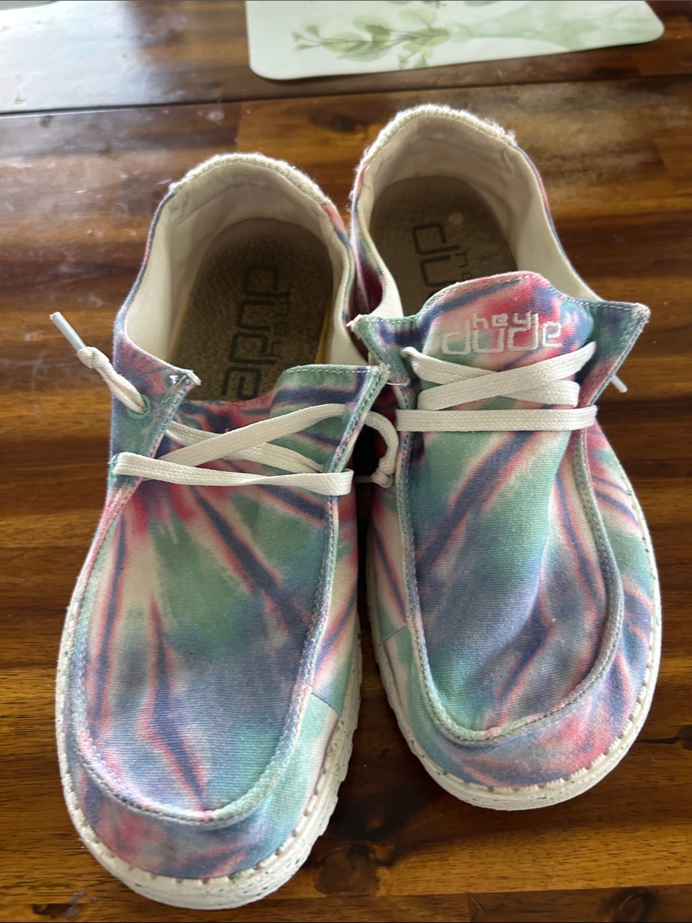 Hey Dude women’s 9 Wendy rose candy Tie-Dye Slip-On - Picture 7 of 7
